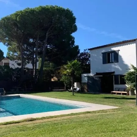Casa Exclusiva, Jardin Y Piscina Privada *