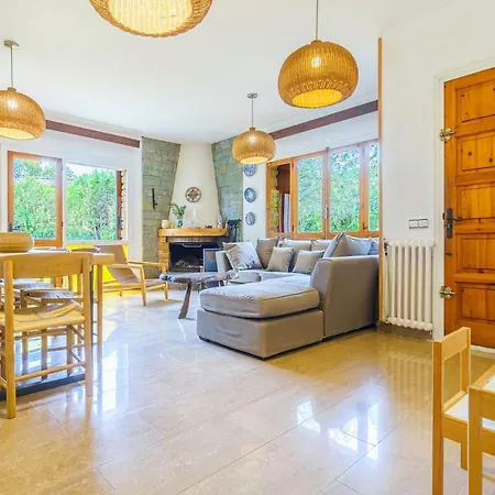 Σπίτι διακοπών Casa Exclusiva, Jardin Y Piscina Privada